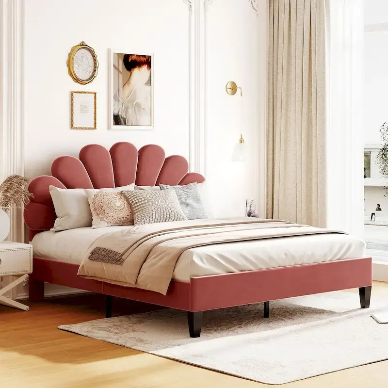 Letto a piattaforma Queen con testiera floreale in velluto rosso, adatto a 2 persone