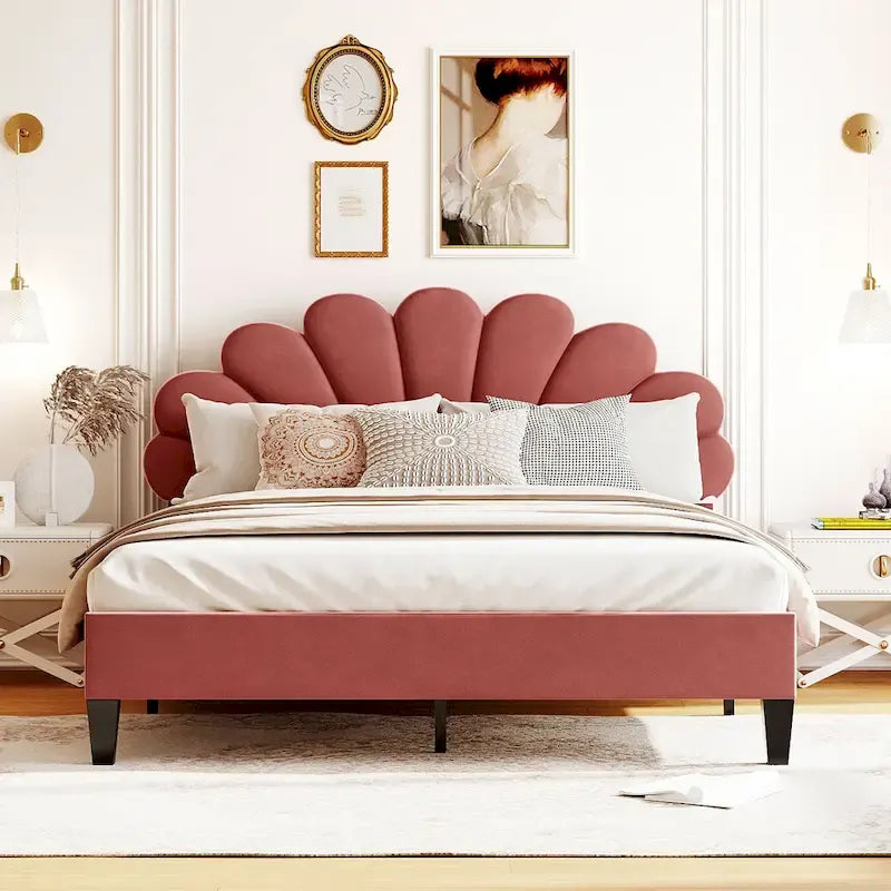 Letto a piattaforma Queen con testiera floreale in velluto rosso, adatto a 2 persone